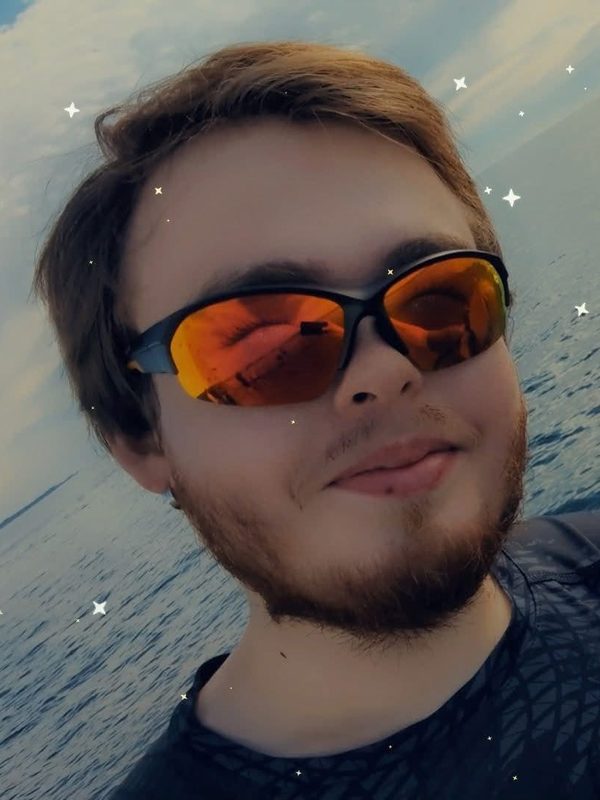 Chris Ramirez, crew member